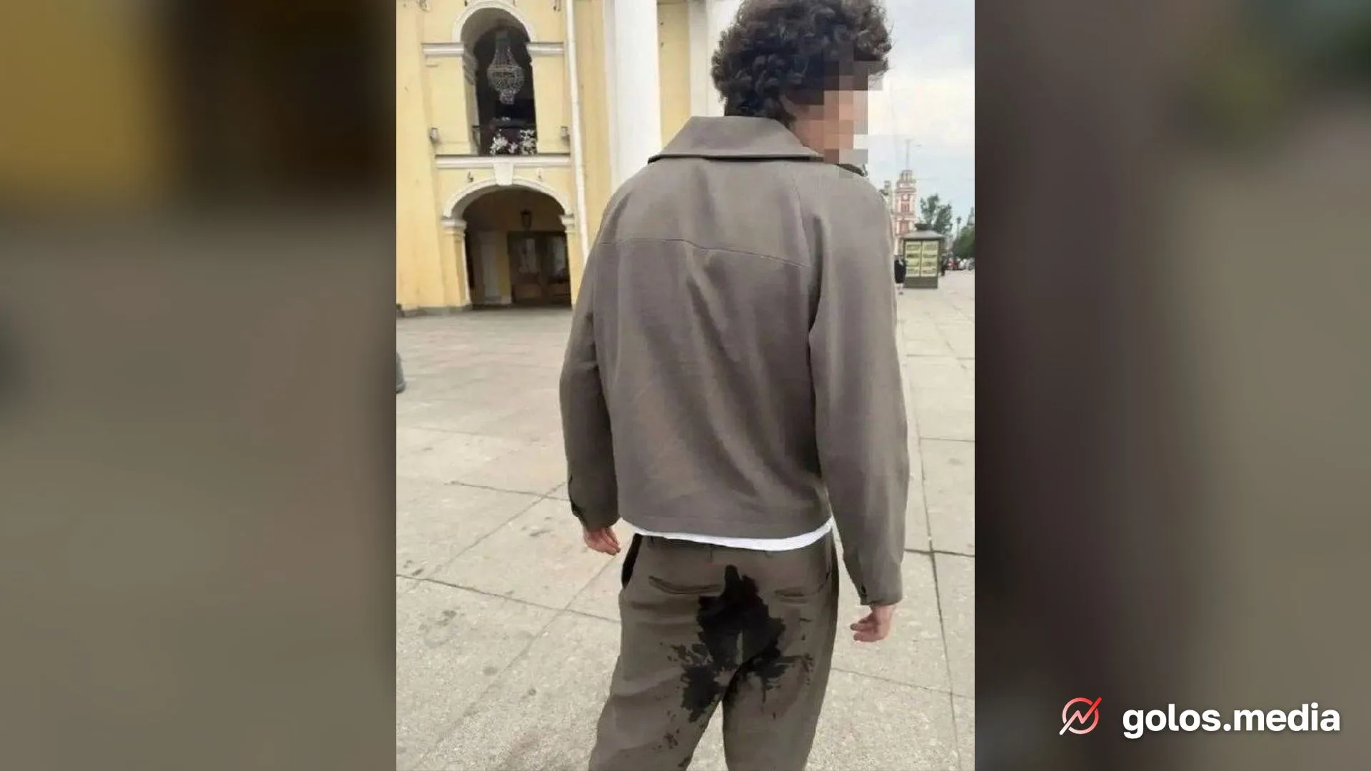 Петербурженка ударила ножницами юношу, вернувшего ей сумку